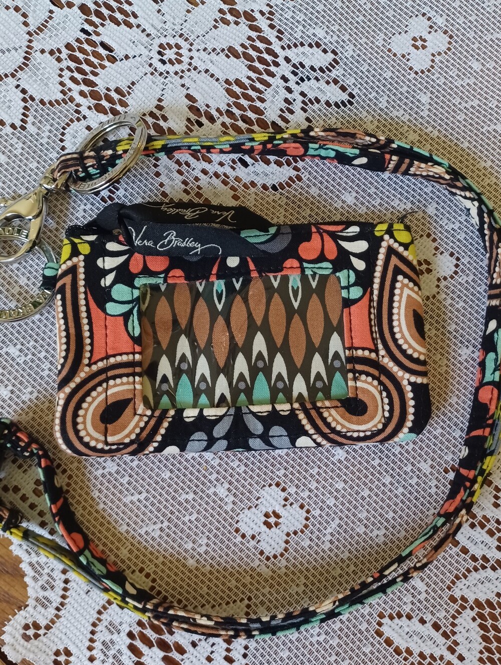 EUC Vera Bradley Zip ID & Lanyard Set In Retired "Sierra" Pattern Boho Vibes